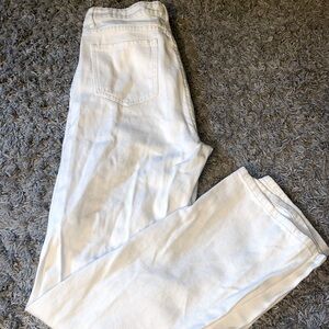Size 8/10 white straight leg ripped jeans